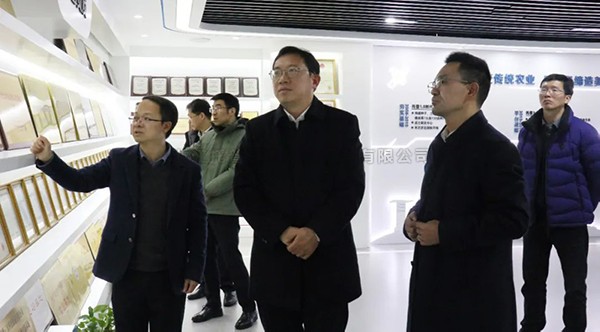 20240301163142695674 婀樻箹瀹為獙瀹ゅ父鍔″壇涓讳换鏉ㄥ崕涓€琛岃巺涓存墭鏅簯鍐滆€冨療璋冪爺