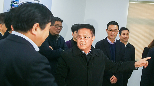 郑栅洁副书记在现场作重要批示